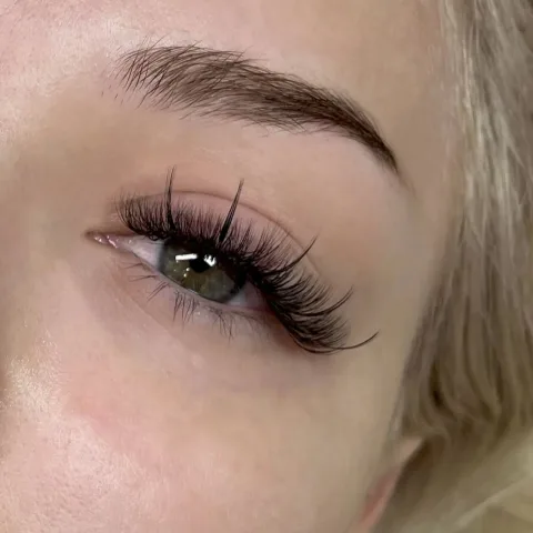 Wispy anime lash set from the Elegant Lashes portfolio