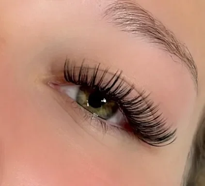 Natural wet set lash extensions client special